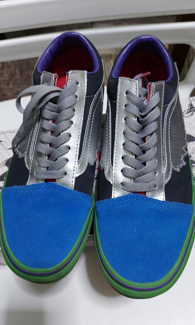 MARVEL VANS - Avengers sneakers (pre-loved) (Category: Sneakers) located in Quezon City. Submitted by Chingkit7 (Listing ID 1176909606, Image 2). Description: - rarely used - Authentic (original price: Php4,998) - UNISEX - SIZE : Men - US 6.5 / Women - US 8 - with box - QC near Mother Ignacia & Timog.