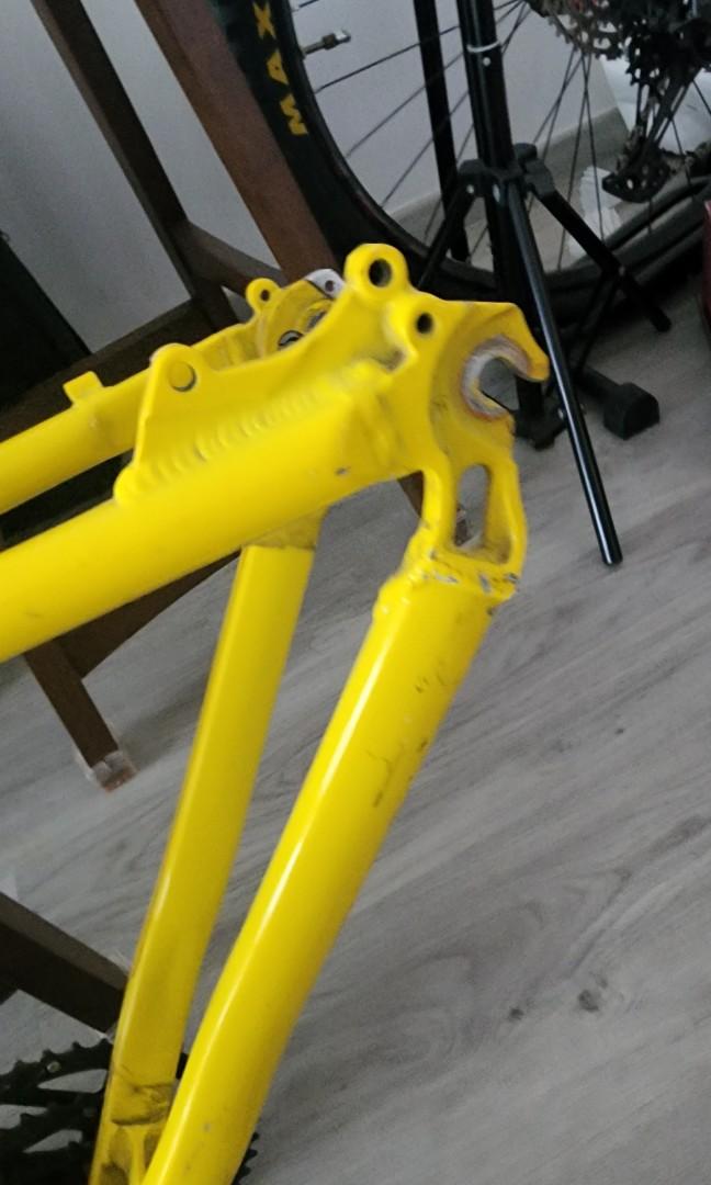MTB frame Giant, Sports Equipment, Bicycles & Parts, Bicycles on Carousell