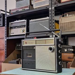 1970's National Panasonic (Model . RF-530JB)
