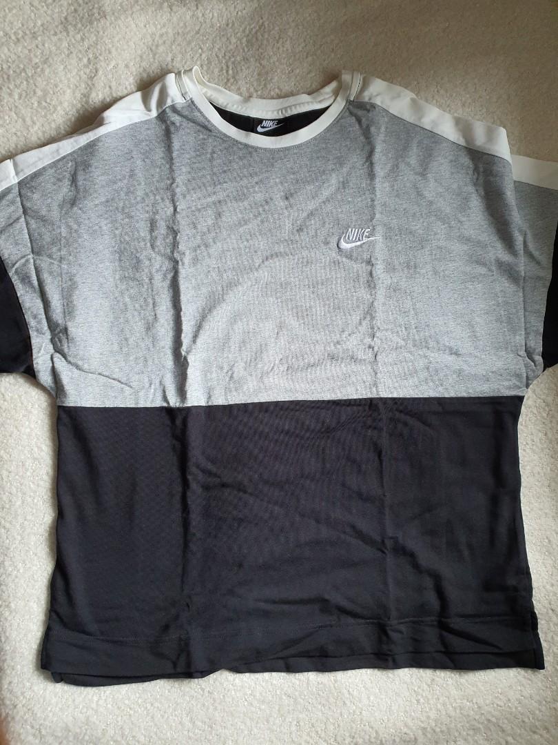 Nike Black Gray White Oversized Jersey Tshirt (Category: Tshirts & Polo Shirts ) located in Paranaque City. Submitted by buyn5ell (Listing ID 1176859818, Image 1). Description: Worn a few times. Size L, relaxed fit.
