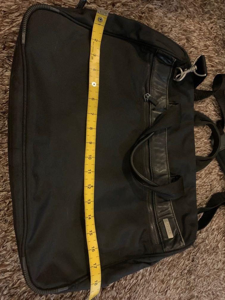 Nylon and leather combination black laptop bag (Category: Laptop Bags & Sleeves) located in Silang. Submitted by sari2bilina (Listing ID 1176952812, Image 3). Description: with sign of usage on side ( fraying ends).