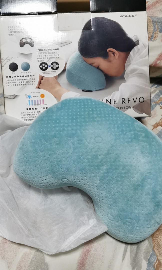 Small top nap pillow