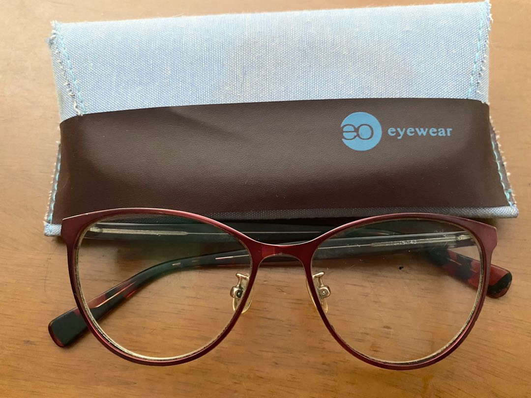 Original EO Catseye Eyeglasses, Women's Fashion, Watches & Accessories