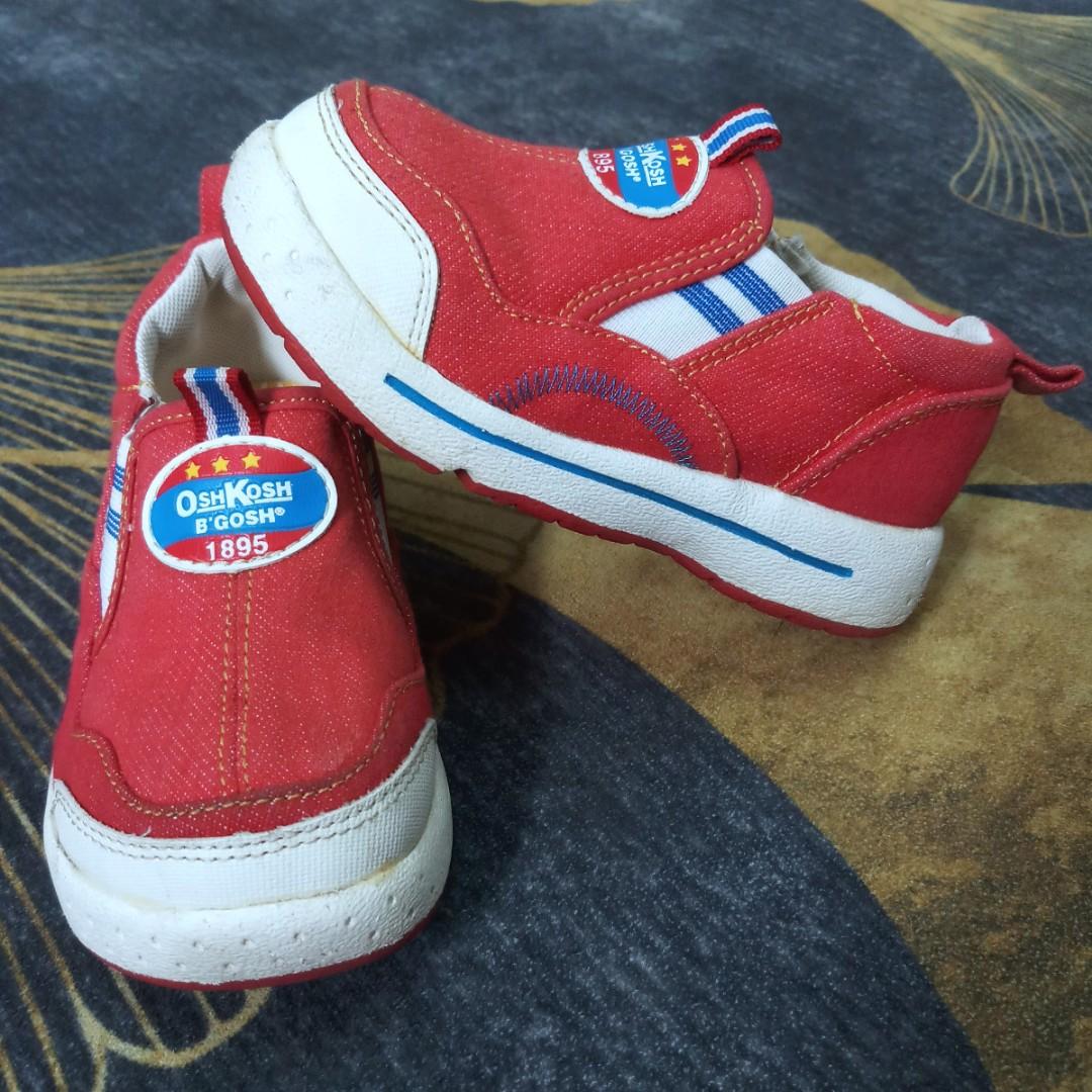 Oshkosh hotsell kids shoes