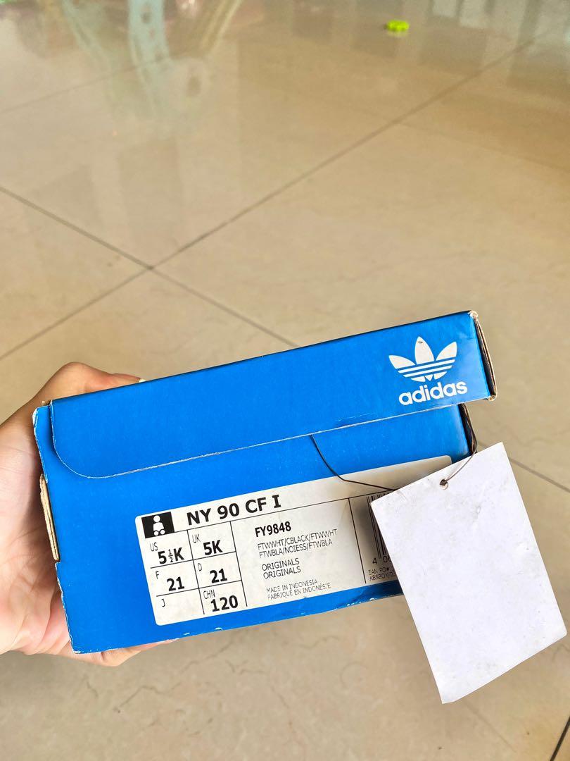 Sepatu adidas anak