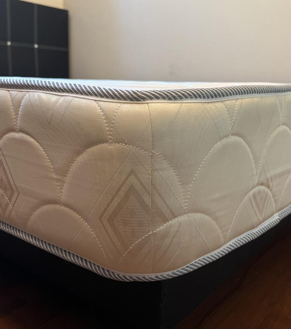 Super Foam Mattress Queen Size, Furniture & Home Living, Furniture, Bed Frames & Mattresses on