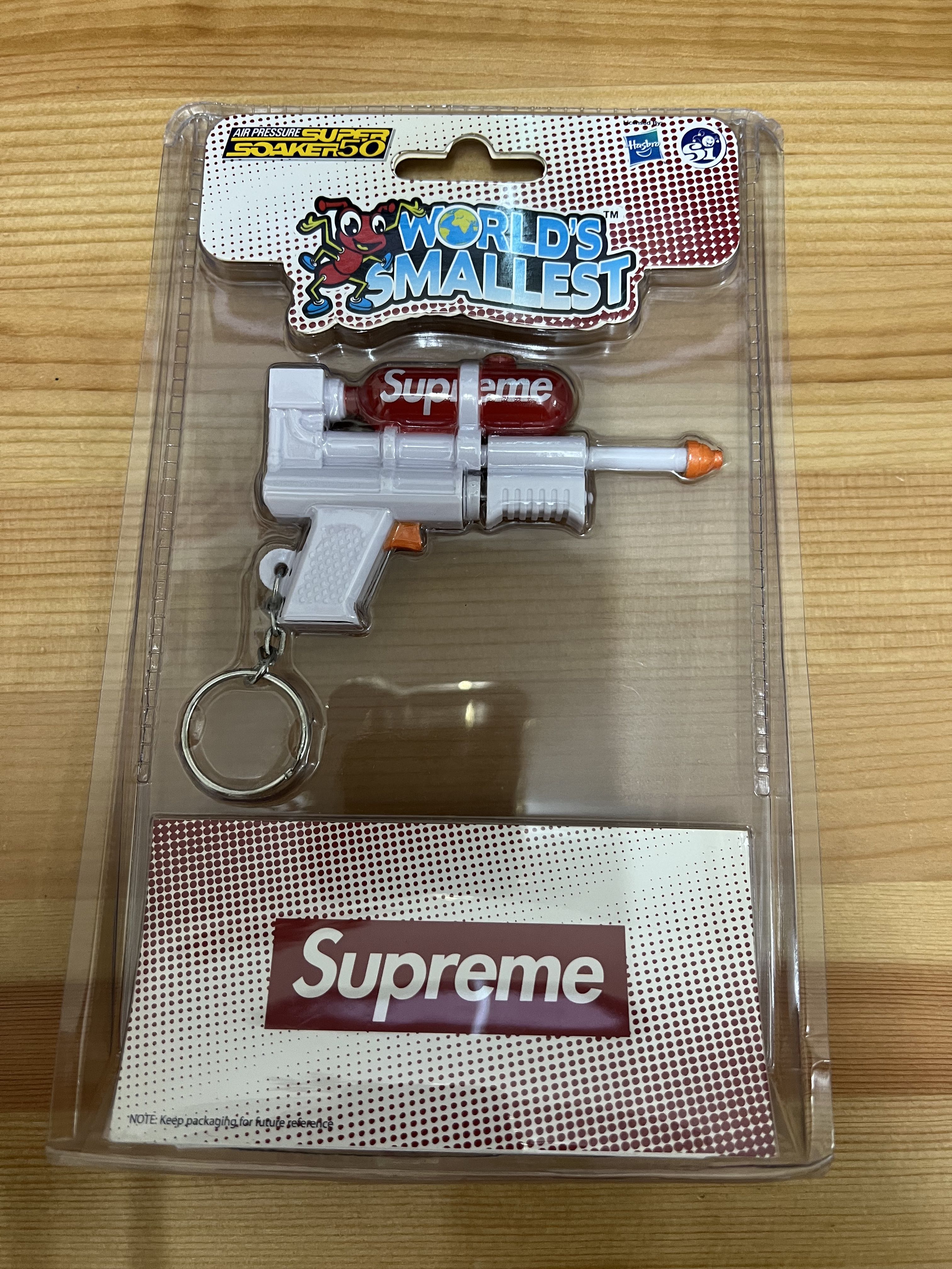supreme/Super Soaker Keychain ×4個
