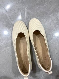（分類：）位於 。 由 mythingsss____ 提交（商品編號 1176877139，圖片 1）。簡介： 。