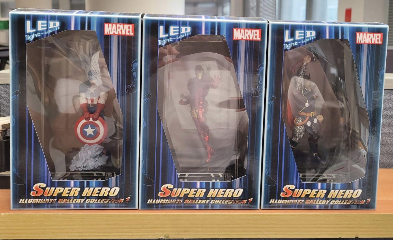 Topi Super Hero Illuminate Gallery Iron Man PVC Figure, 興趣及遊戲