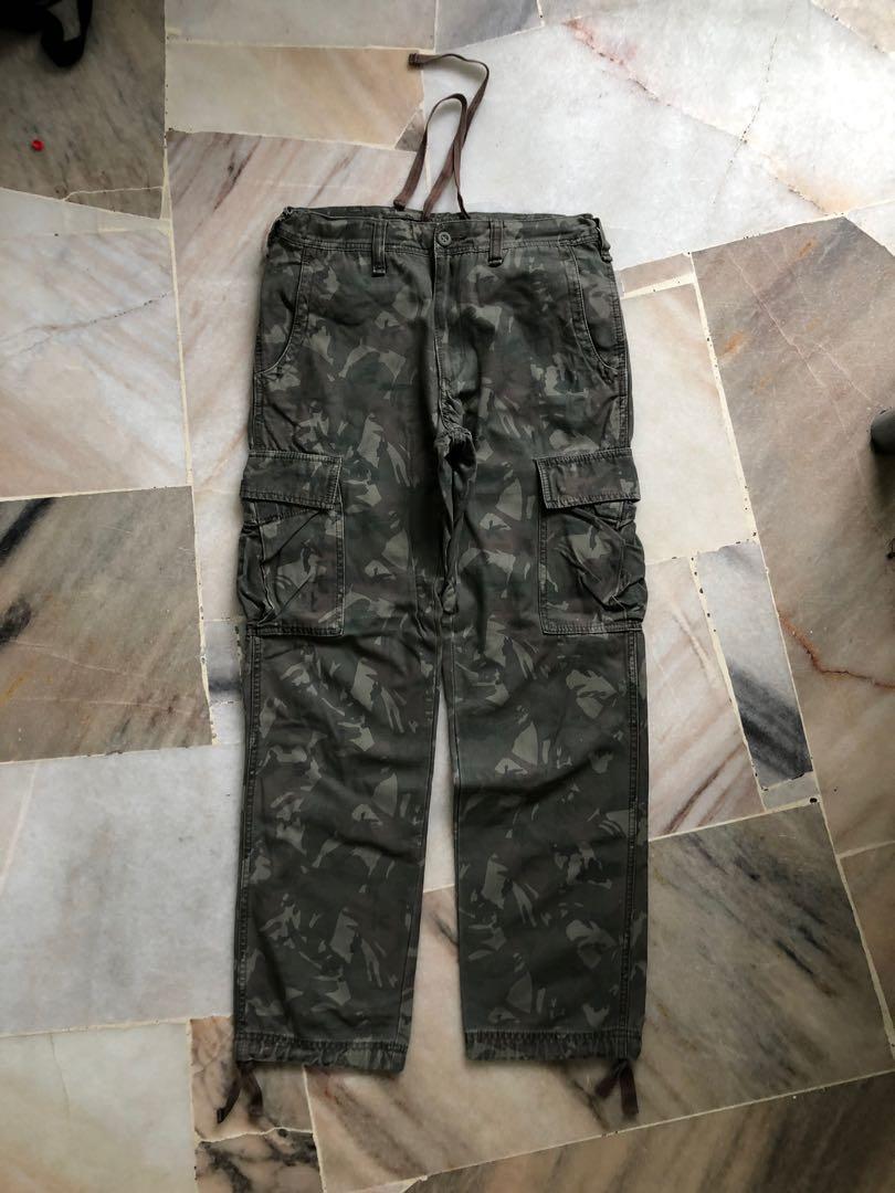 Uniqlo camo pants sale
