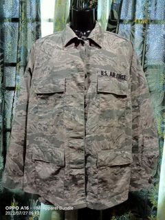 (Category: ) located in . Submitted by mi.apparel (Listing ID 1176984891, Image 1). Description: .