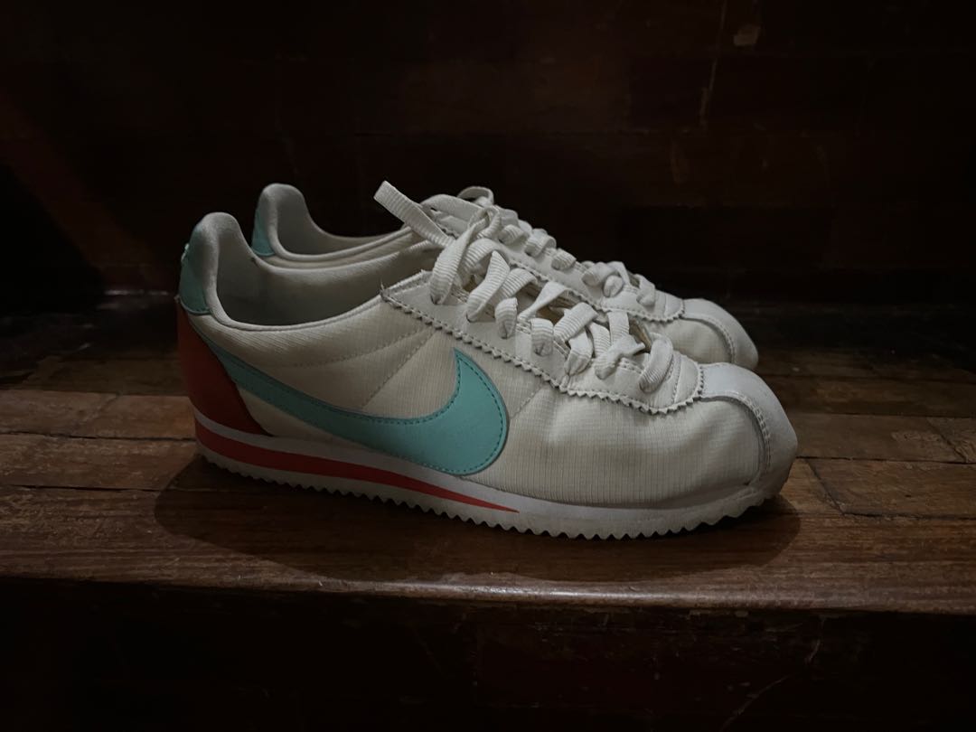 used nike cortez
