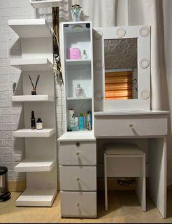 Vanity closet drawer set