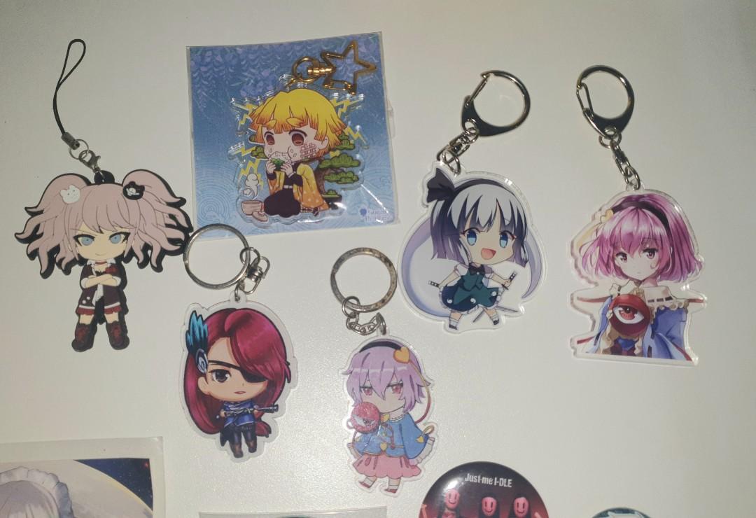 Videogame Anime Keychains badges and postcards Hobbies Toys