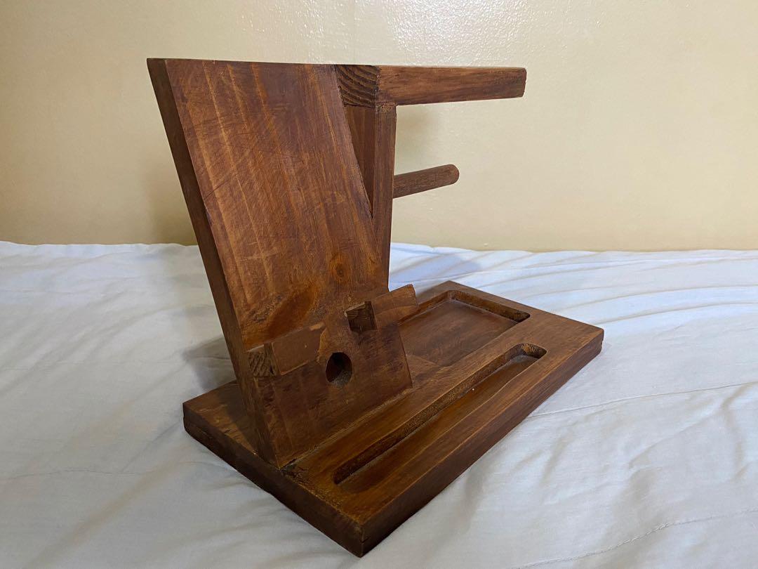 Wooden Desk Organizer DISCOUNTED (Category: Home Improvement Tools & Accessories) located in Quezon City. Submitted by pmc10 (Listing ID 1176871989, Image 1). Description: Solid good quality wood Can be used to hold and organize wallets, cards, accessories, phone (w/ hole for charger), etc GCash/BPI.