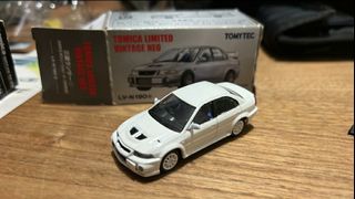 （分類：）位於 。 由 koryl.ee 提交（商品編號 1177048877，圖片 1）。簡介： 。