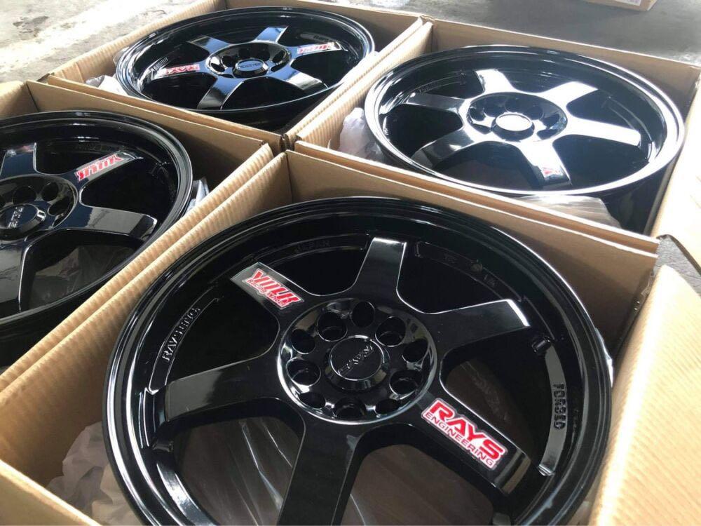 16” TE37 Black code 6018 mags 5Holes pcd 100-114 bnew (Category: Mags and Tires) located in Quezon City. Submitted by mindanaotyrehaus (Listing ID 1177068057, Image 3). Description: 4pcs 16” TE37 black Rays design Brandnew mags code 6018 5 Holes pcd 100-114 x7 width/ offset 38 Color: Black sold as 4pcs for 19,000 pesos Mags only *price may change without prior notice *txt or call us to check availability * fix price * Cash transaction/ GCash/ Pay