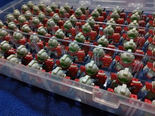 （分類：）位於 。 由 dsquareform 提交（商品編號 1177175294，圖片 1）。簡介： 。