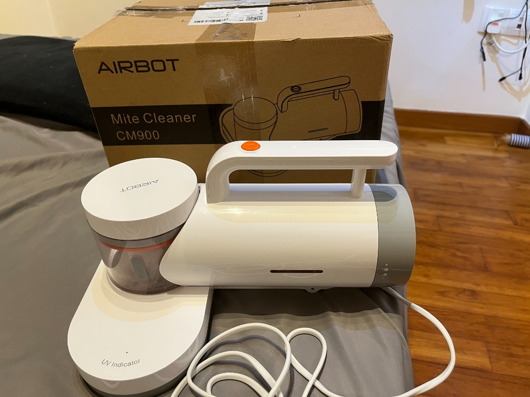 Airbot CM900 Handheld Dust Mite Vacuum Cleaner Bed Bug Killer Dustmite