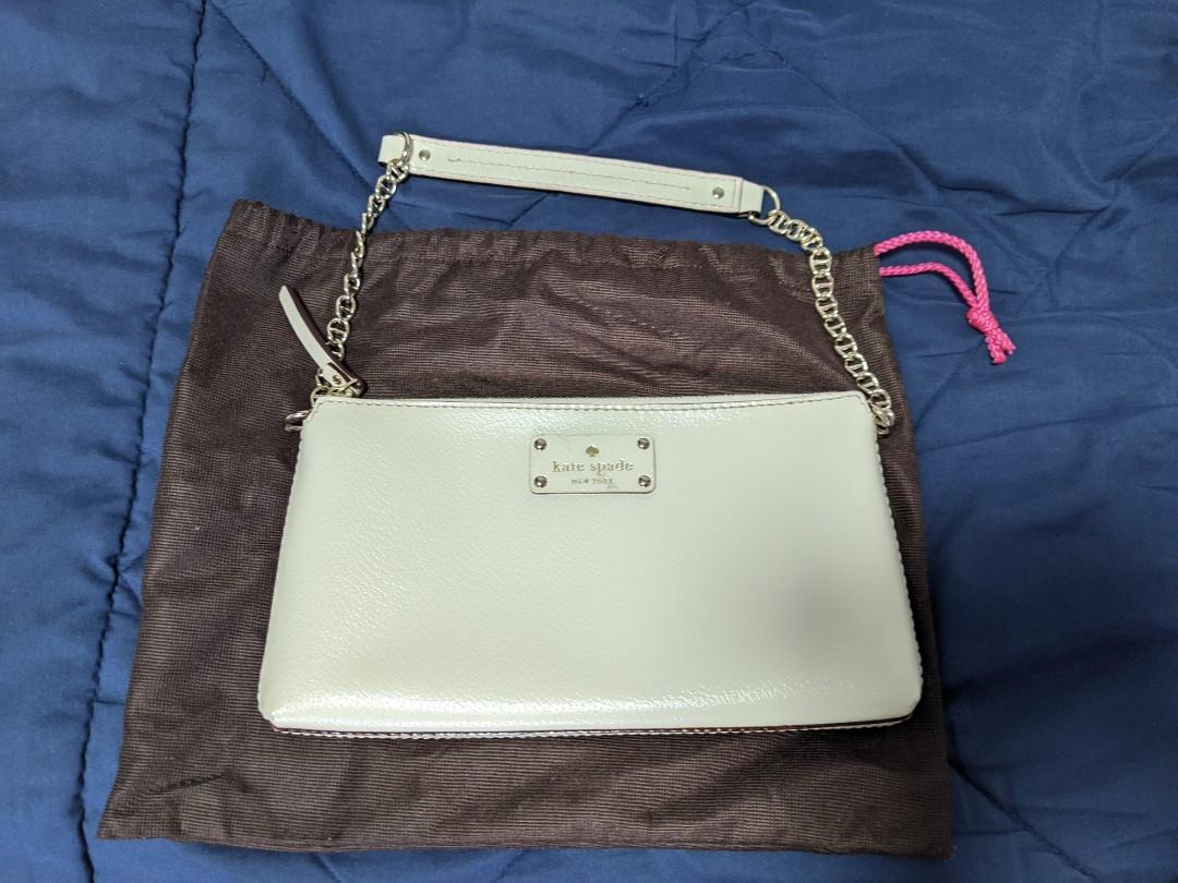Authentic) Kate Spade Beige Clutch, Women's Fashion, Bags & Wallets,  Clutches on Carousell