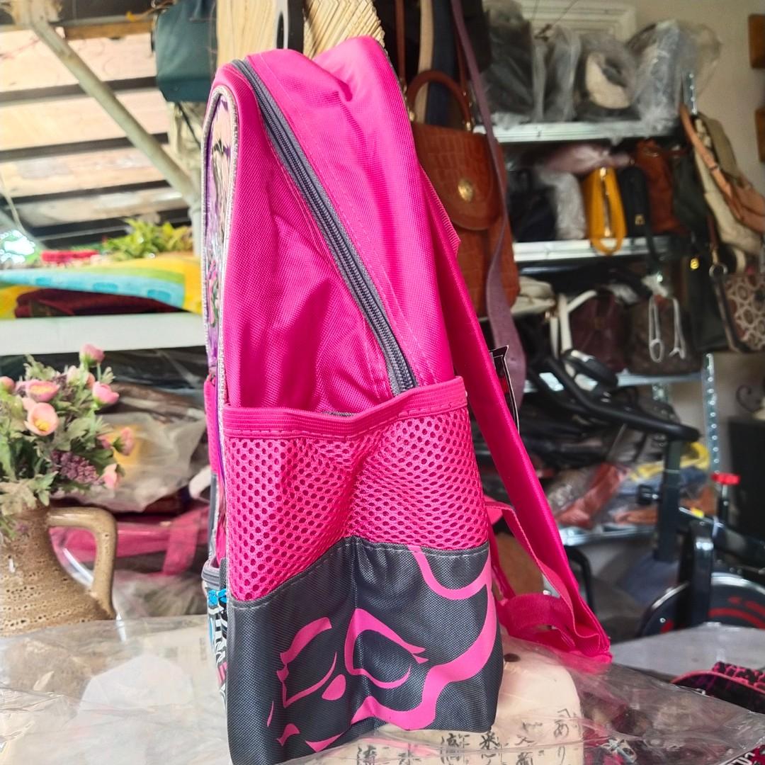 Brand new Monster High Backpack for toddler (Category: Backpacks) located in Naga. Submitted by shalashop2021 (Listing ID 1177141404, Image 2). Description: brand new Monster high backpack 12".