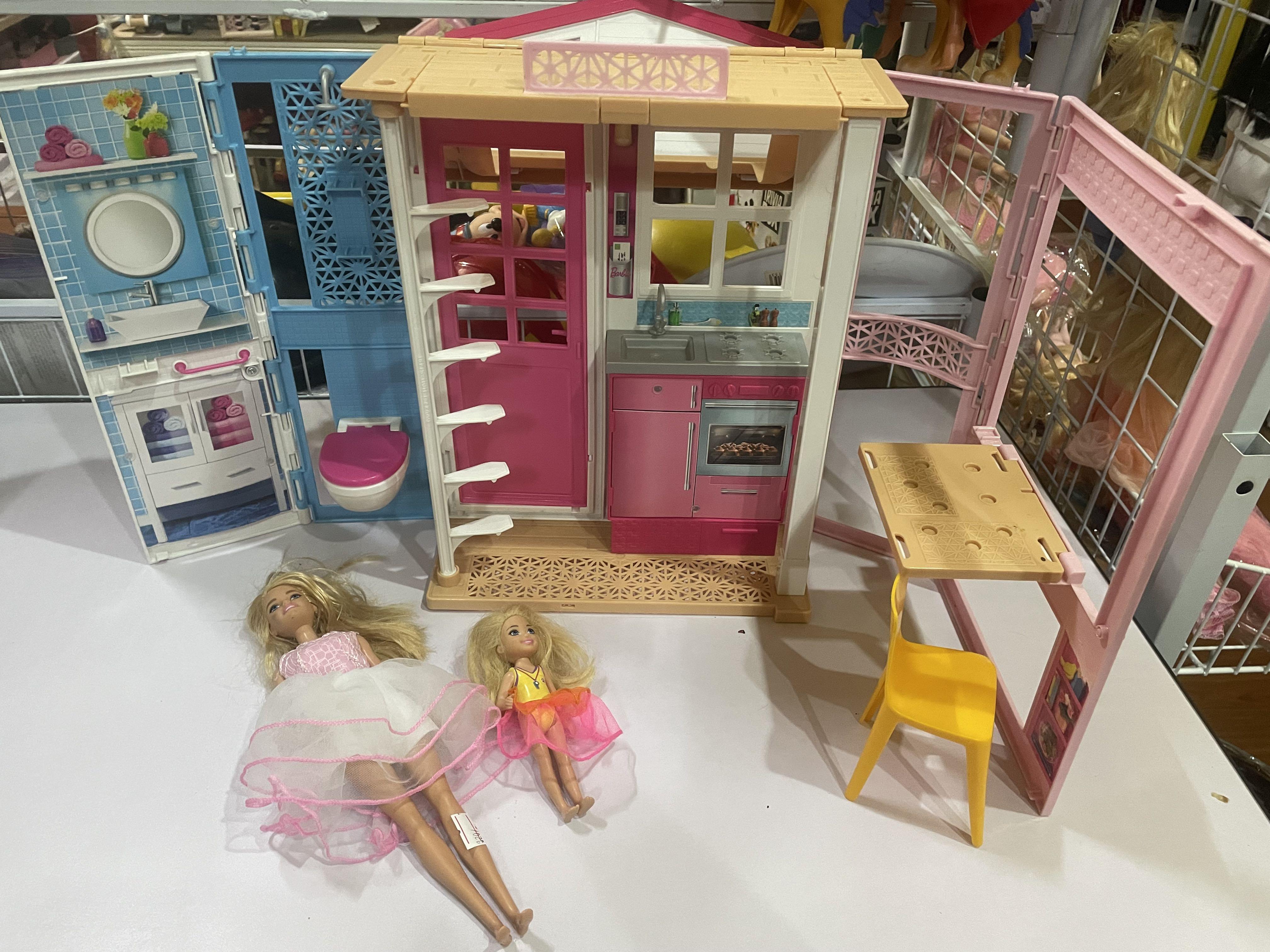Barbie dollhouse, Hobbies & Toys, Toys & Games on Carousell