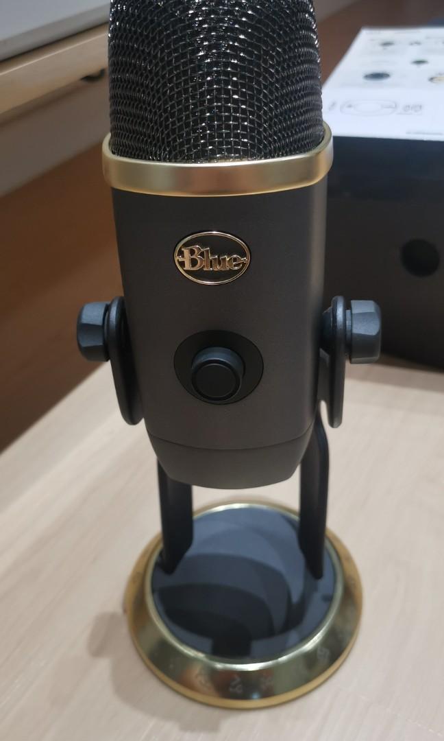 Blue Yeti X Professional USB Condenser Microphone WoW (War of