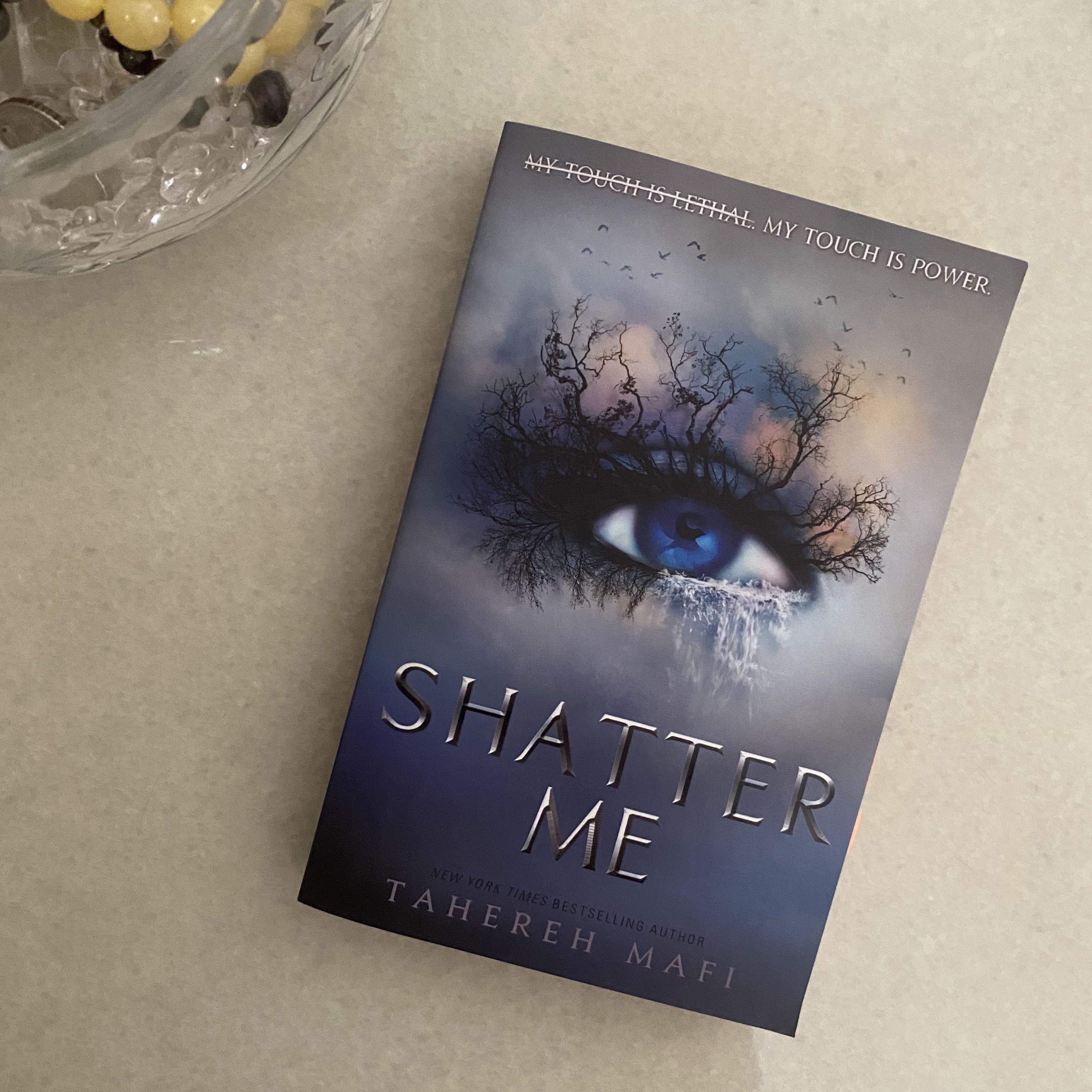 booktok annotated copy of shatter me by tahereh mafi, Hobbies & Toys ...