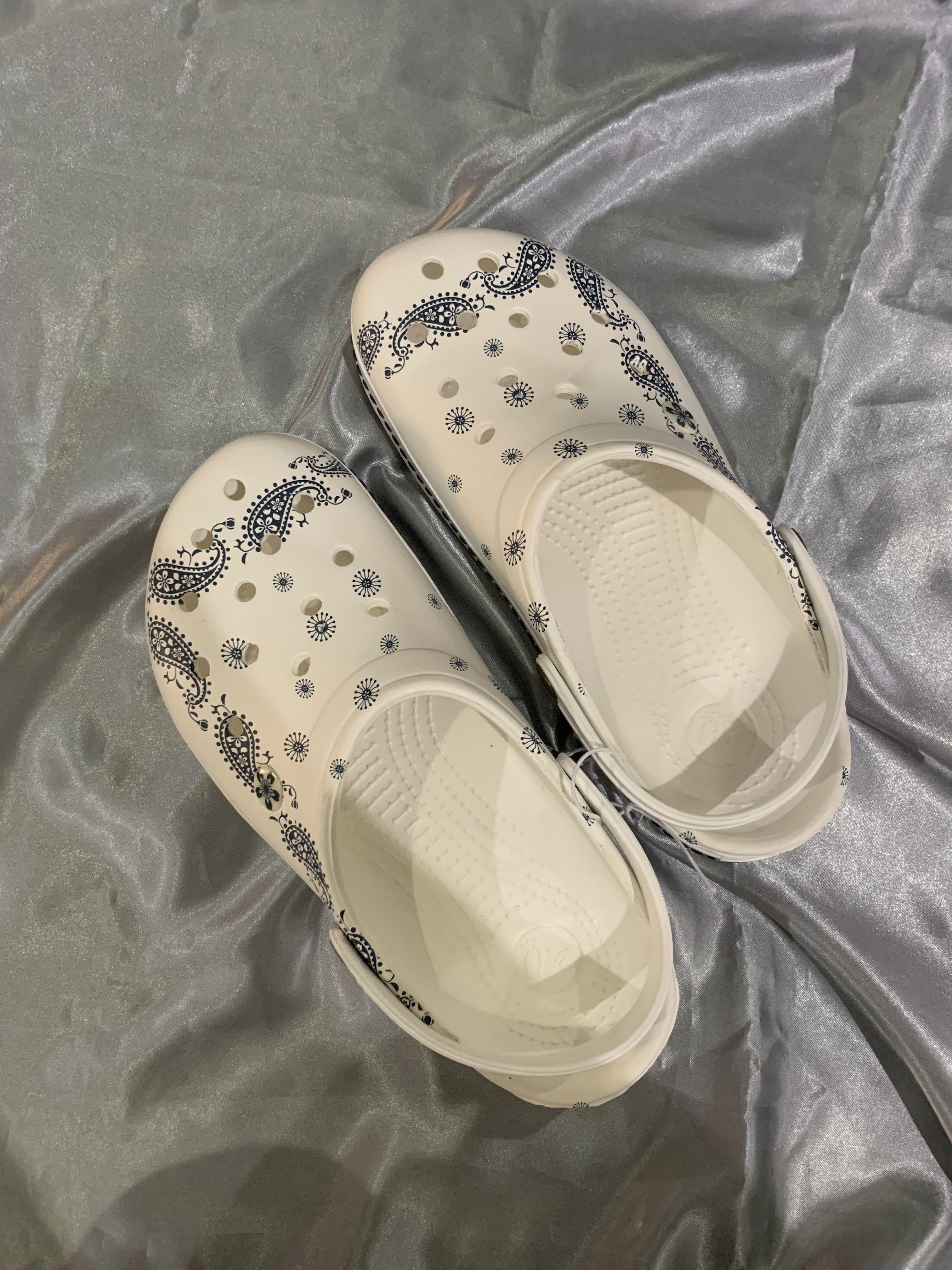 BRAND NEW Unisex White Special Limited Edition Crocs Sandal Clog with Paisley Pattern