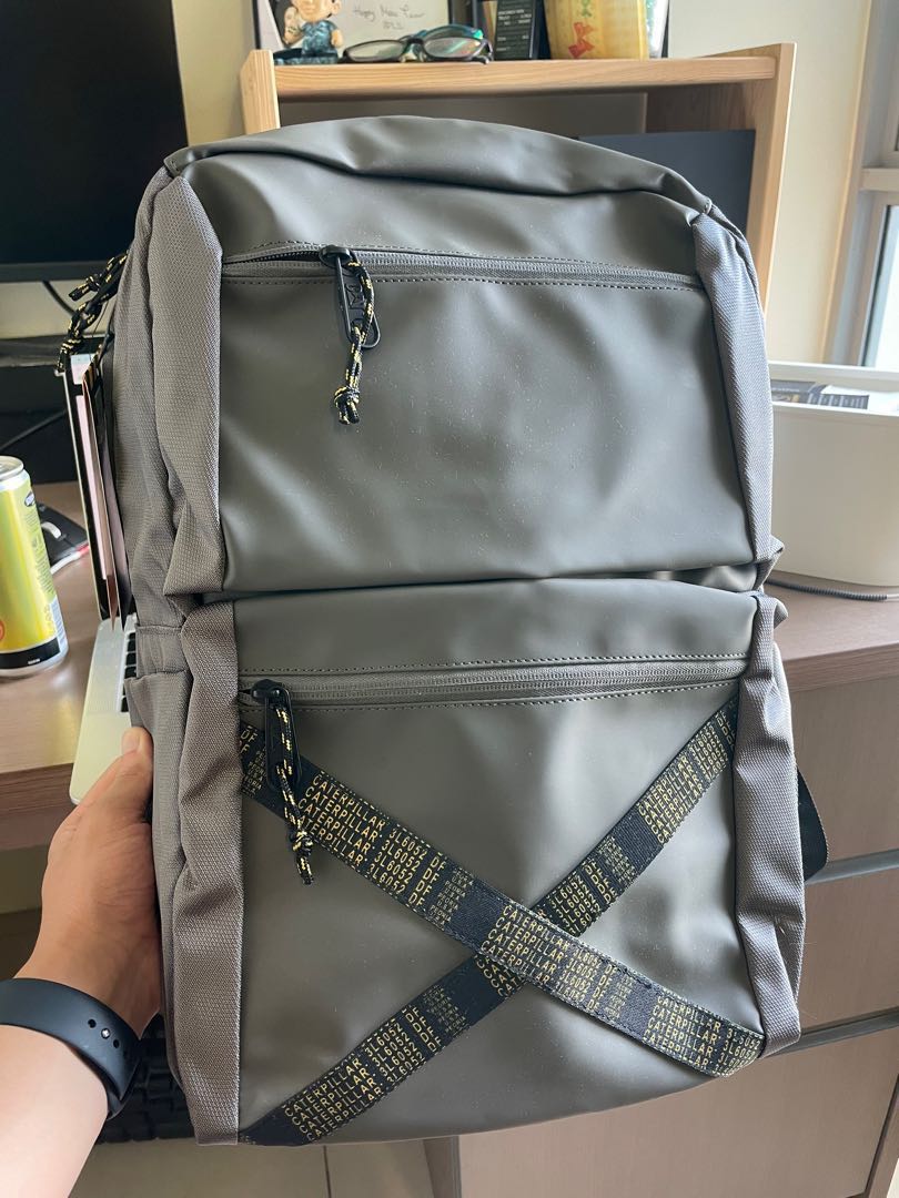 CAT (Caterpillar) The Sixty Backpack Grey 27L, Men's Fashion, Bags