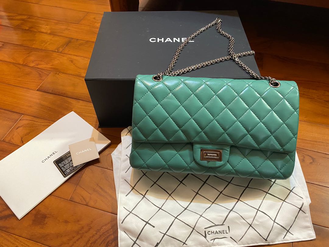 Chanel maxi 2.55 discount