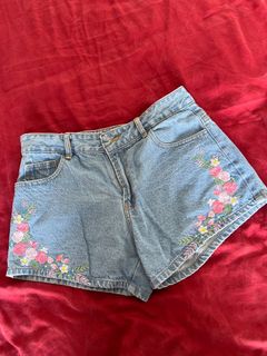 (Category: ) located in . Submitted by t1712 (Listing ID 1177050170, Image 1). Description: .