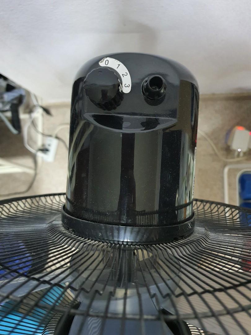 Electric fan (NOT WORKING), Furniture & Home Living, Lighting & Fans, Fans on Carousell