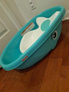 Fisher Price Whale Baby Bath Tub