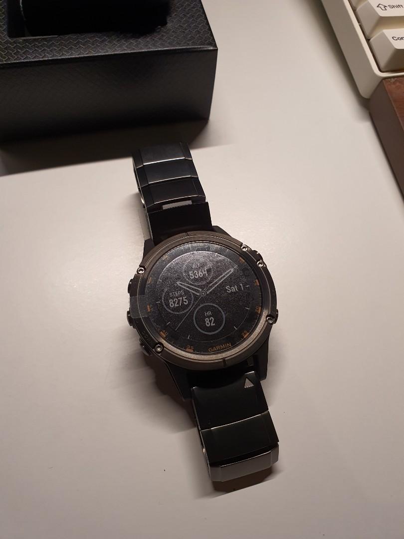 Fenix 5 plus carbon grey sale