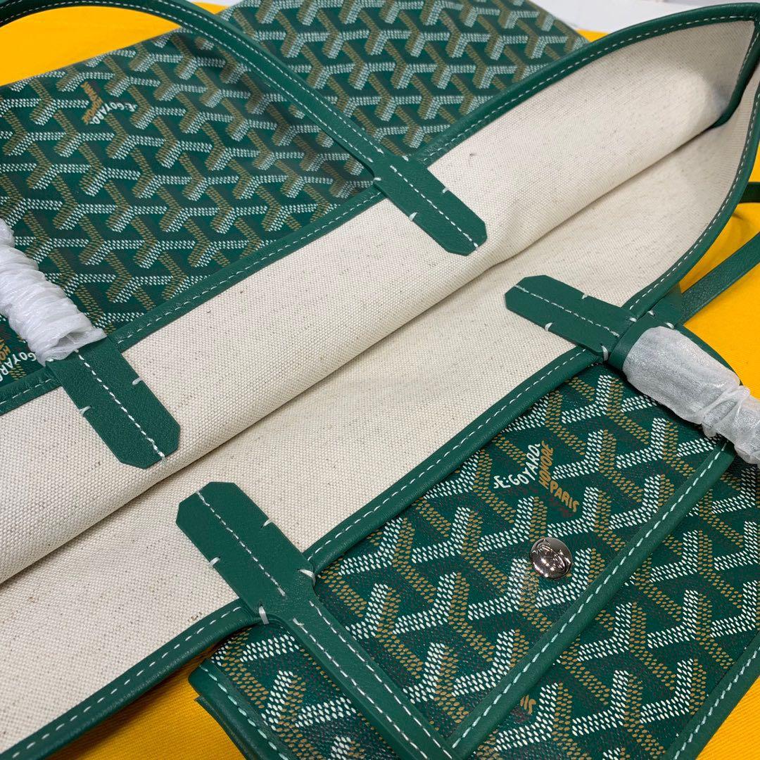 GY St Louis Tote Bag in Green Goyard💚, Women's Fashion, Bags & Wallets, Tote  Bags on Carousell