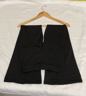 (Category: ) located in . Submitted by lexisclothess (Listing ID 1177173863, Image 1). Description: .