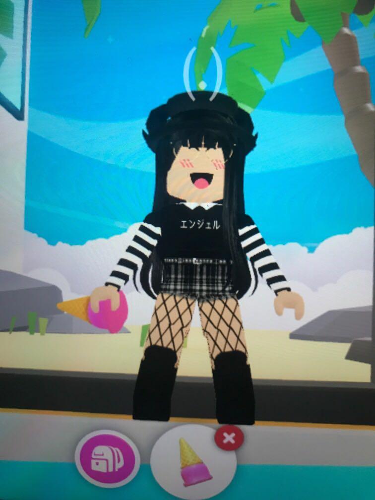 Ice Cream Cone Hat(From RobloxAdopt me!), 汽車配件, 其他 Carousell