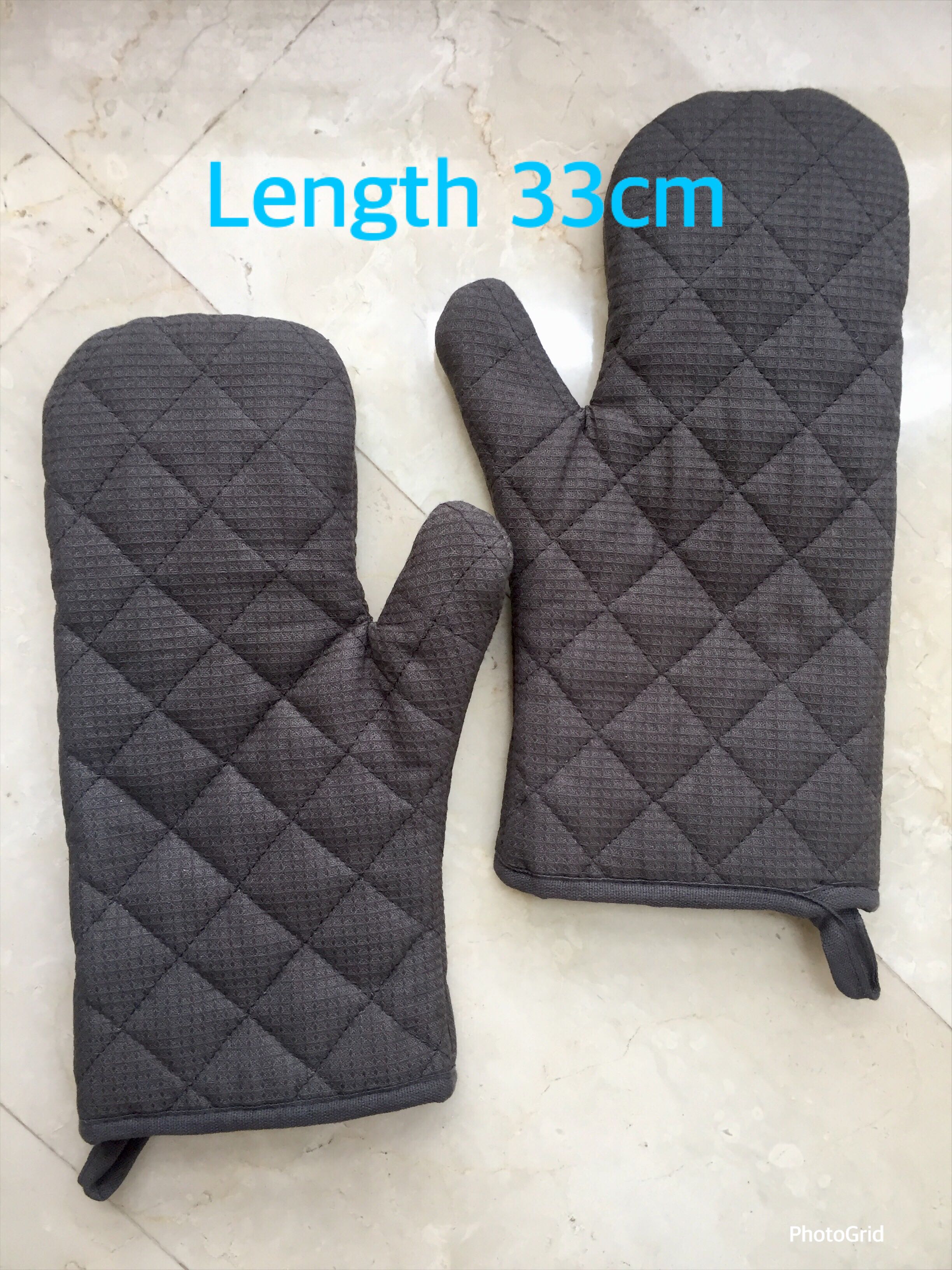 https://media.karousell.com/media/photos/products/2022/8/7/ikea_rinnig_oven_mitts_1659852910_5391d539.jpg