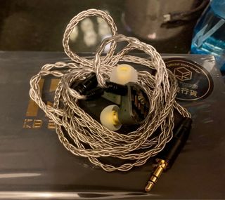 （分類：）位於 。 由 jimdesmond 提交（商品編號 1177175885，圖片 1）。簡介： 。