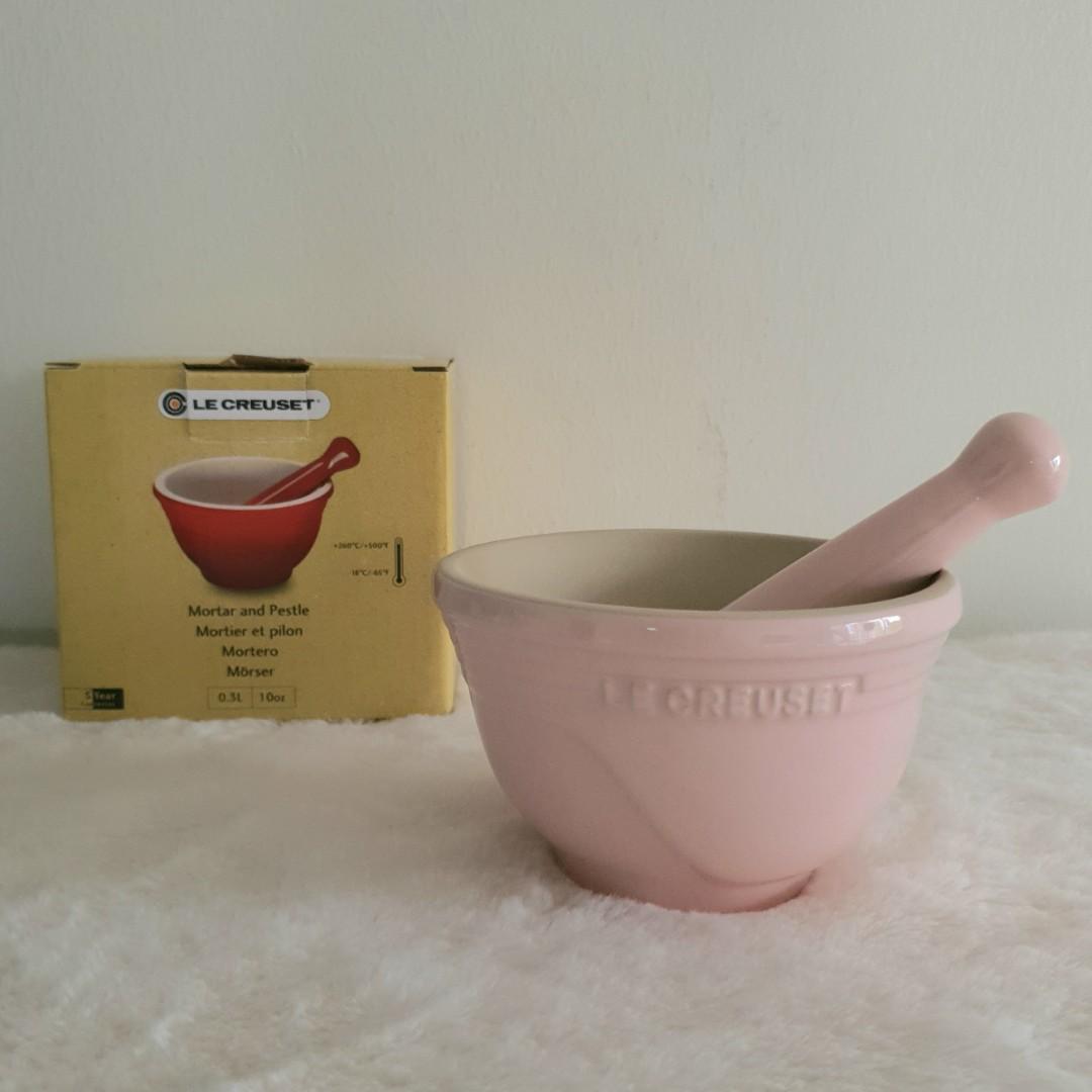 Le Creuset Mortar and Pestle Milky Pink, Furniture & Home Living