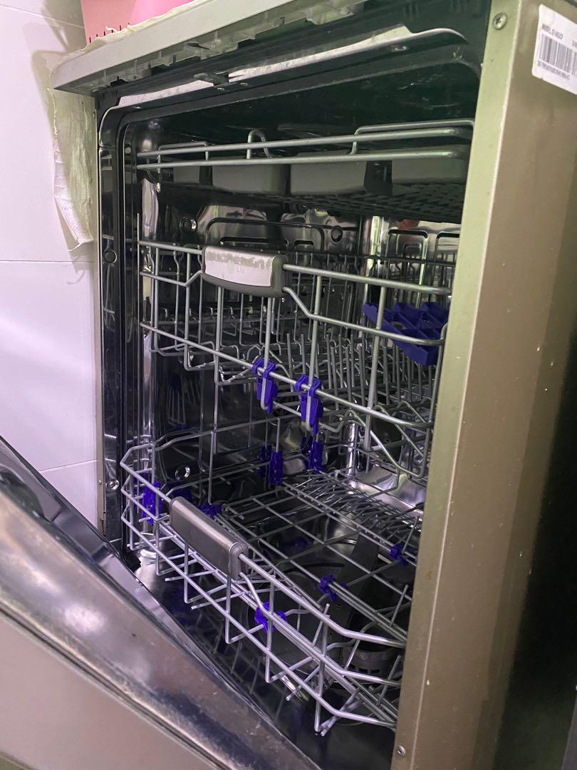 LG truestream Big size dishwasher