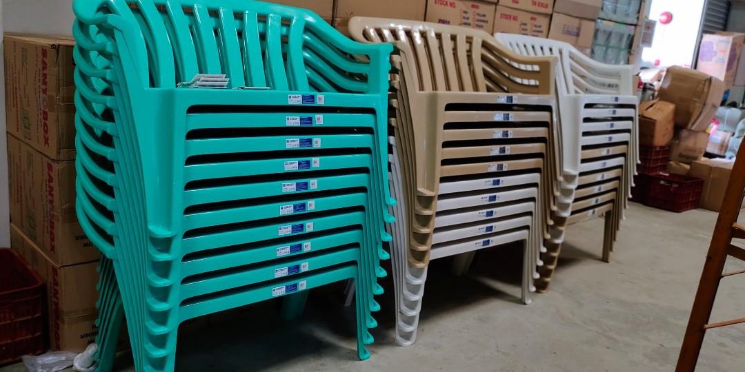 Uratex cheap long chair
