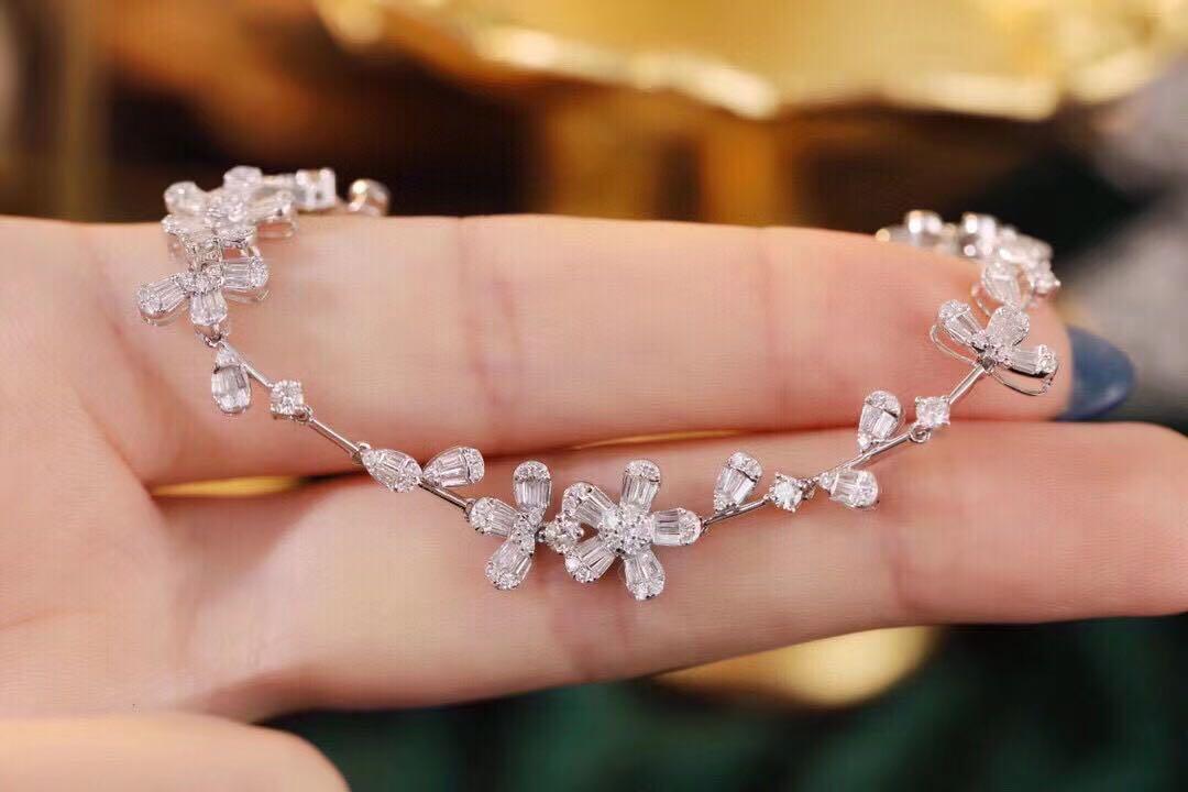 Loose clearance diamond bracelet