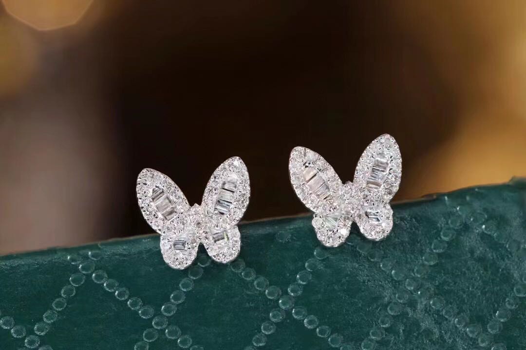 Gold diamond earring store