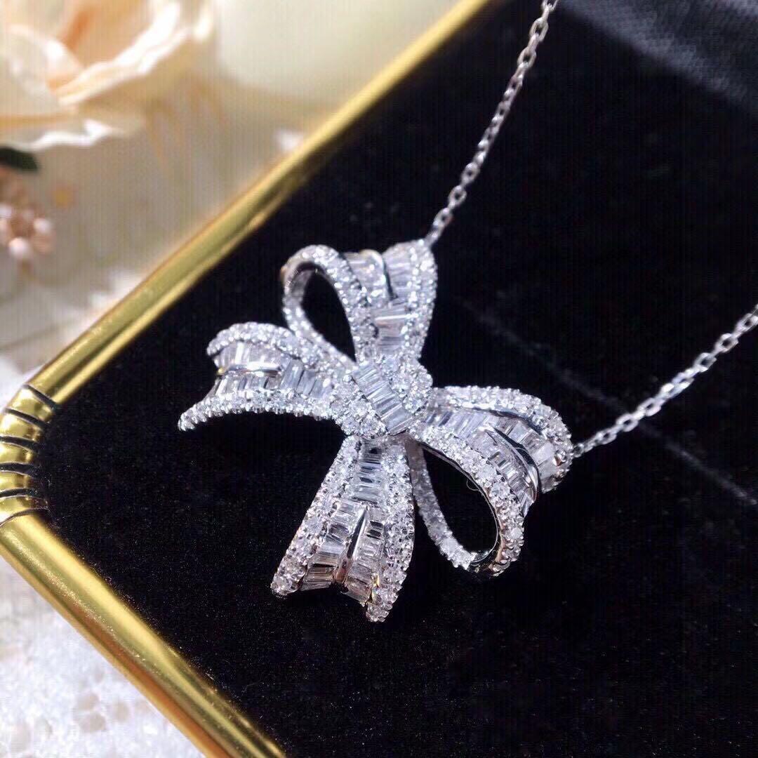 Loose diamond pendant on sale
