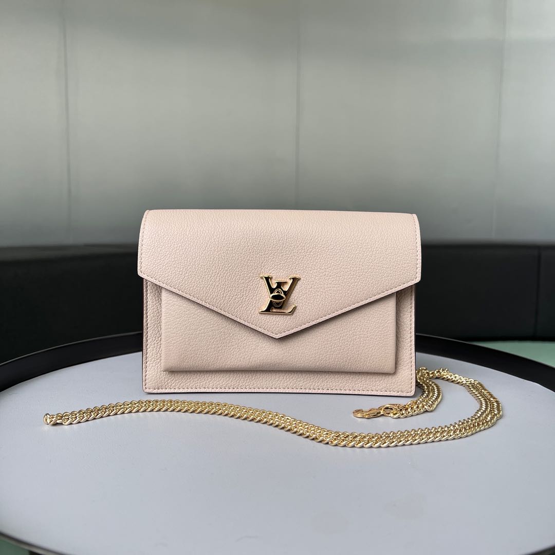 Revie - Louis Vuitton Vavin Chain Wallet Rose Poudre $1800 Comes