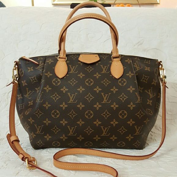 100% Louis Vuitton Turenne MM, Luxury, Bags & Wallets on Carousell