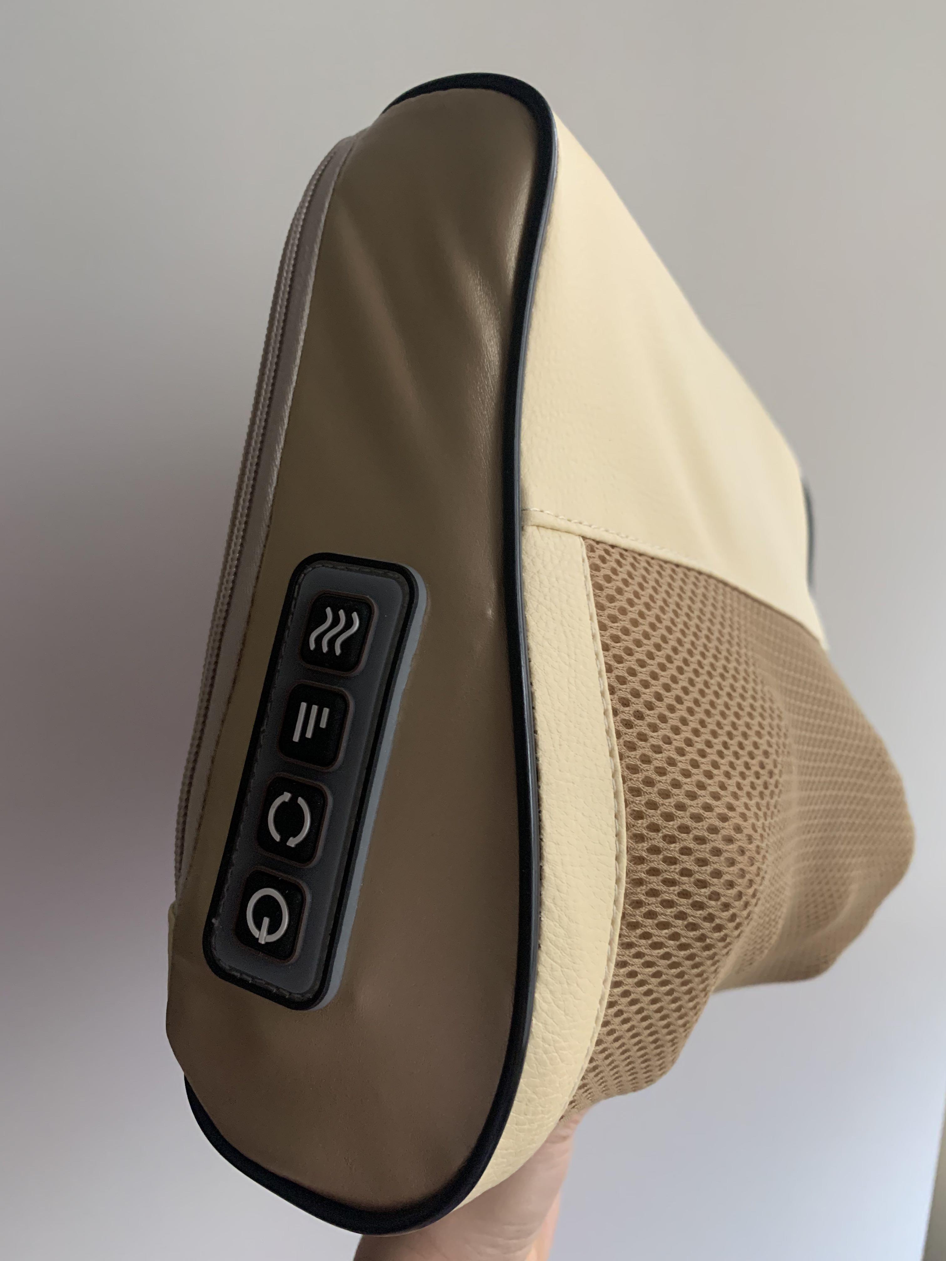 Massage Pillow (Category: Massage Devices) located in Pasay City. Submitted by dyongjo (Listing ID 1177201422, Image 3). Description: In great condition Used only once or twice Features: Kneading & hot compress NOT WIRELESS Includes car adapter ❌No box❌ MOP: BPI/Gcash Pickup: Lalamove/Grab (fee NOT yet included in price) 📍Pasay City.
