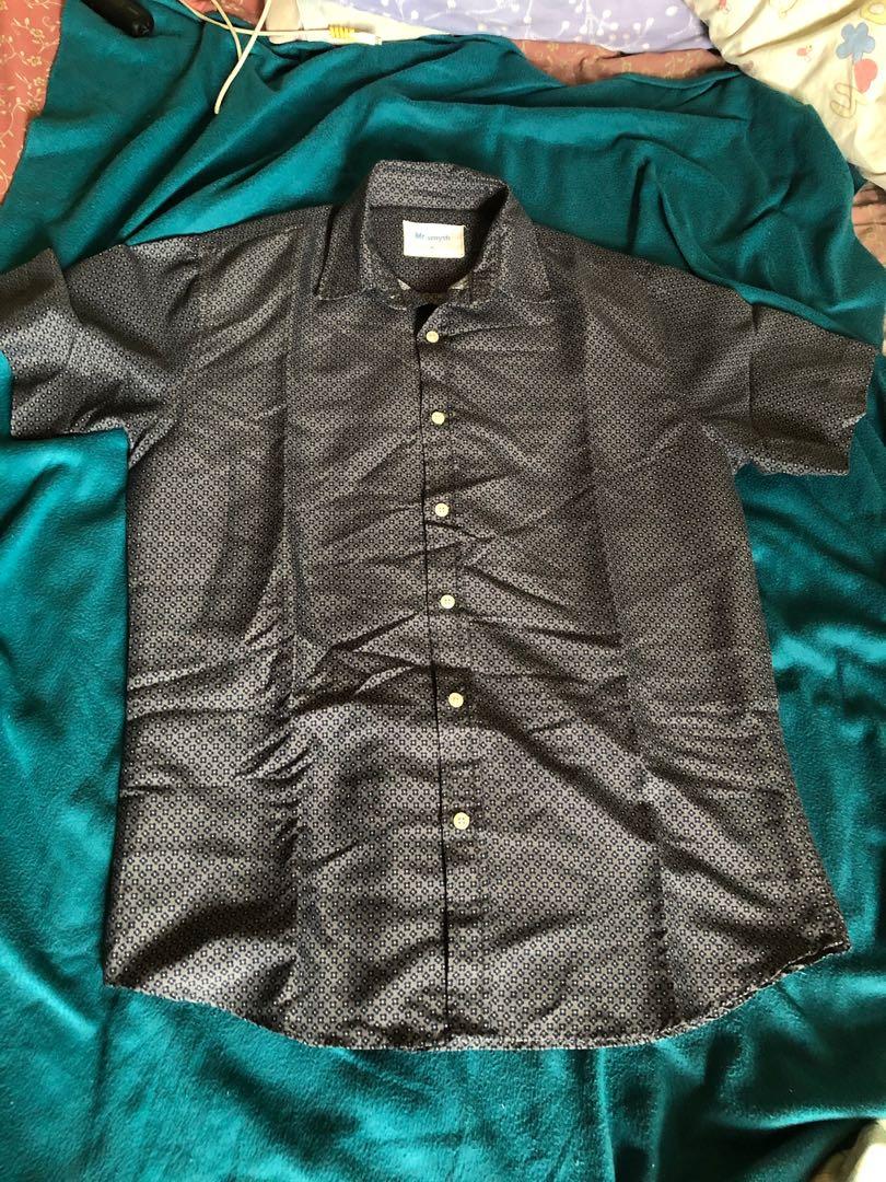 Mr. Smyth - Gray Polo (Category: Tshirts & Polo Shirts ) located in Cainta. Submitted by laaaaance (Listing ID 1177031116, Image 1). Description: 9/10 condition. Used but not abused! Rfs: Maliit na for me 😅.